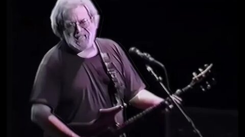 A magical and rare 3-minutes at the warfield with Jerry Garcia! (link to full show inside)