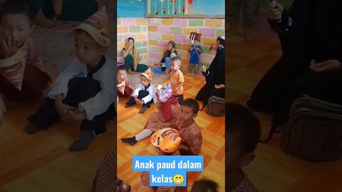 anak paud lagi di dalam kelas #shorts #paud #short #anak #shortvideo #sekolah #tk