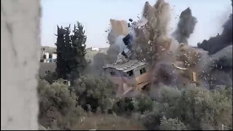 Israel destroys the home of the Salmi family with a missile strike