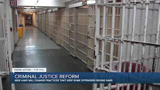 Bills aimed at changing criminal justice reform in Michigan signed into law