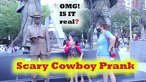 Cowboy Prank Scary Cowboy Prank Awesome Reaction Scary Human Statue