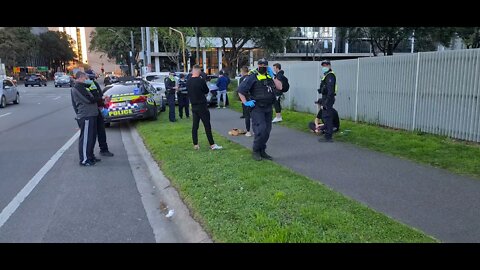 Victoria Police Not Wearing Masks