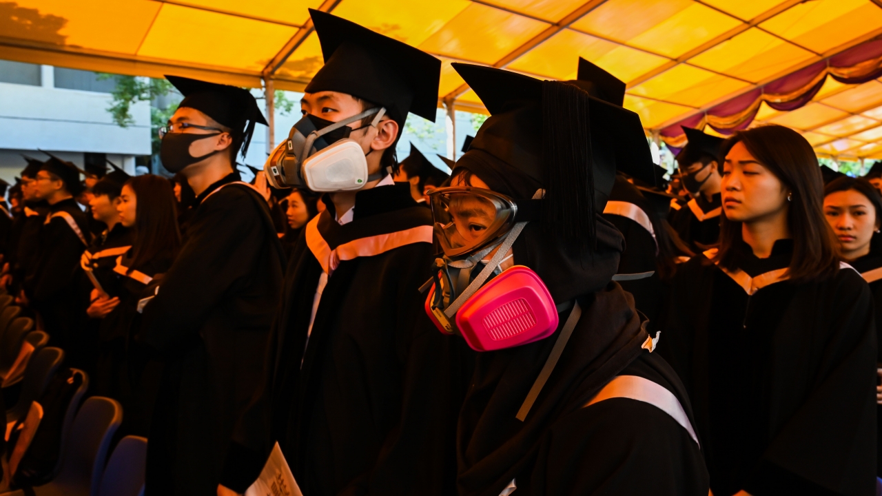 Many Hong Kong Protesters Abandon Camp At University