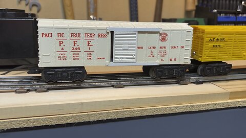 Medina Train Show finds Marx freight cars