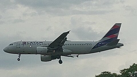 Airbus A320 PR-MYJ vindo de Guarulhos para Manaus