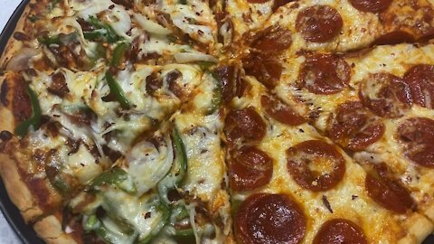 Lazy man’s pizza (easy and fast pizza)