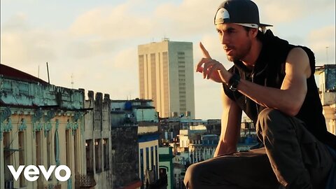 Enrique Iglesias - SUBEME LA RADIO (Official Video) ft. Descemer Bueno, Zion & Lennox