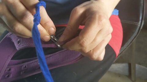 How We Attach Tzit Tzits / Tsit Tzits to the 4 Corners of our Clothes