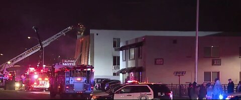 4 people dead in apartment fire