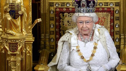 Queen Approves Proposed Law That Would Allow Brexit To Happen