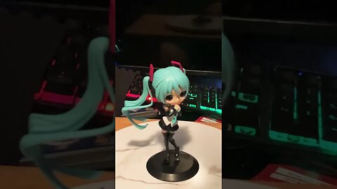 Banpresto Hatsune Miku V4X Q Posket Figure Version B