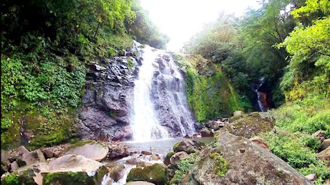 Does Costa Rica have attractive Cascades? This one my favorite.