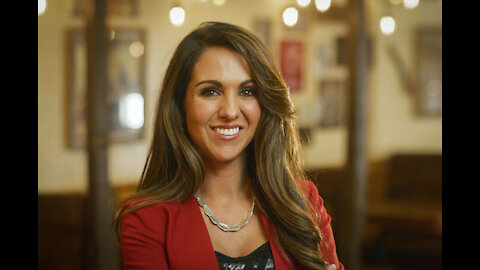 Lauren Boebert RIPS into Pelosi over the fences still up at the Capitol in D.C.