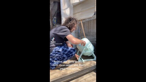 This is how we wash clothes without power