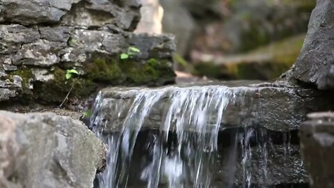 AGUA CORRENTE PARA PURIFICAR A ENERGIA PESSOAL E AMBIENTE - RUNNING WATER TO PURIFY ENERGY