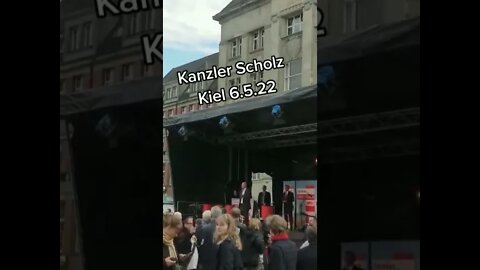 Die Kieler feiern Ihren Kanzler!