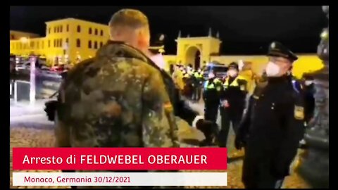 30/12/2021 MONACO: ARRESTO IN DIRETTA DI UN MILITARE TEDESCO CHE PARTECIPA AD UNA MANIFESTAZIONE