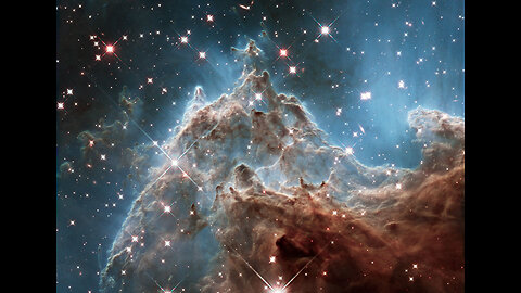 Hubble's 30th Anniversary Image: A Cosmic Celebration 🌌🎉