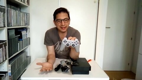 Caçada Gamer 76 - Comprei um PS2 Só Pelo Controle. Será Que Valeu a Pena? - Vida de Gamer na Espanha