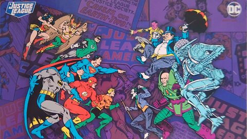 Unboxing the DC World's Finest: The Collection Retro Summer of Villainy Summer 2022 Subscription Box