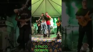 ACONTECE: A QUEBRA DO PALCO NA FESTA JUNINA