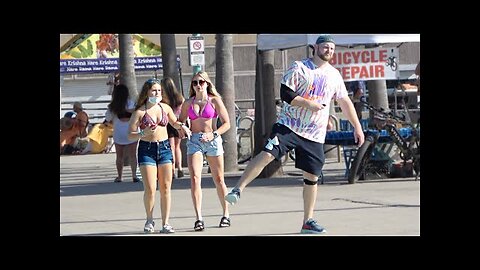 FUNNY Wet Fart Prank on the Beach! Daddy Pick Up Lines!!"