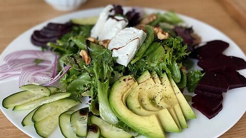 Healthy Roasted Beet Salad with Goat Cheese and Walnuts