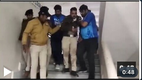 India: 2 policemen suffer a heart attacks during a cricket match between India & New Zealand