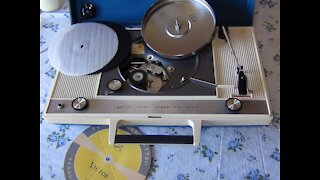 Vintage Victor SPE-8200 Record Player, Restored