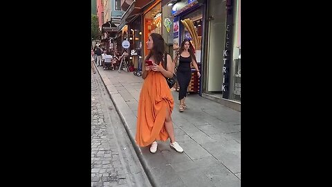 Stuck Skirt Social Experiment!