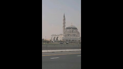 Dubai mosque...