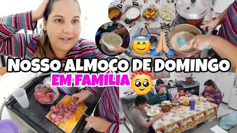 NOSSO ALMOÇO DE DOMINGO EM FAMÍLIA 👨‍👩‍👧‍👦|| SIMPLES + MUITO DELICIOSO 😋 #canaldamili