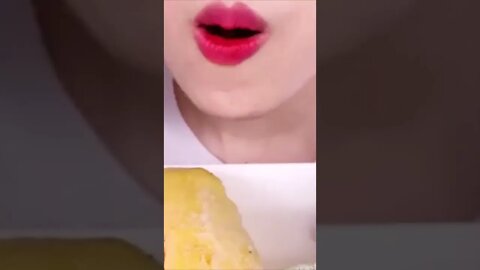 ASMR FROZEN FRUITS | STRAWBERRY, GRAPE, KIWI, PINEAPPLE, BLACKBERRY EATING SOUNDS MUKBANG