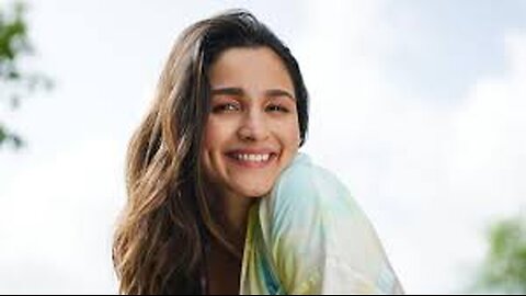 Alia Bhatt Bio| Alia Bhatt Instagram| Lifestyle and Net Worth and success story| Kallis Gomes