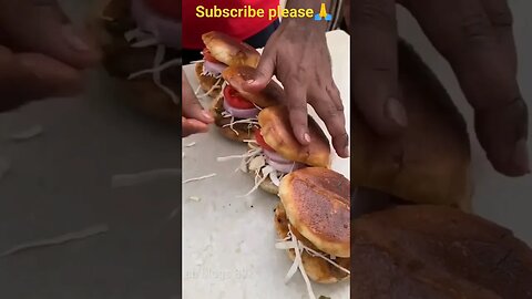 burger देखो 😱 #blogs #stillrollin #food #shortvideos #viral#streetfood #foodshorts #shorts #burger