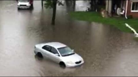 Des inondations soudaines submergent les résidents de l'Illinois