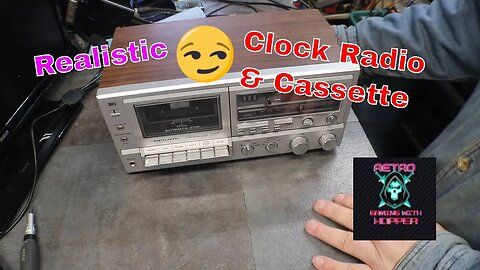 Realistic Cassette Clock Radio Not Working / Lets Get It Working