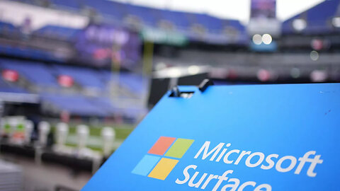 "Microsoft Stock Declines Amid AI Concerns: Analyst Insights"