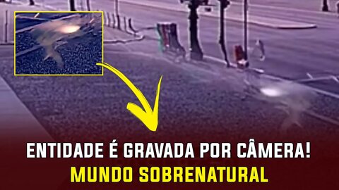 Entidade e gravada pela câmera de segurança - Sobrenatural Alien UFO OVNI