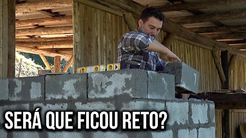 Nossa primeira parede de blocos de concreto! - Rancho SV