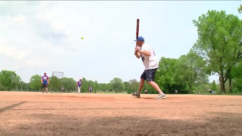 Weekend Warriors: Senior slow-pitch softball league wins titles