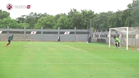 Gol do Pedro Raúl no jogo-treino contra o Nova Iguaçu