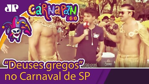 Eric Surita encontra "deuses gregos"no Carnaval de SP