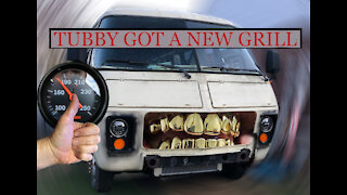 Tubby got a new grill