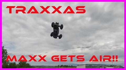 Traxxas Maxx Bash at BMX Jump