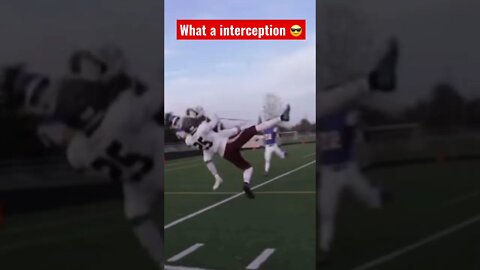 🤯 what a interception 🏈🔥#shorts