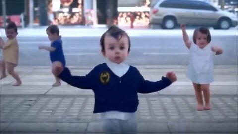 😍 BABIES DANCING.