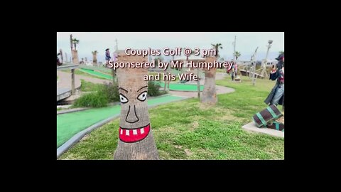 Couples golf at JBRV Pirates Treasure Adventure Golf