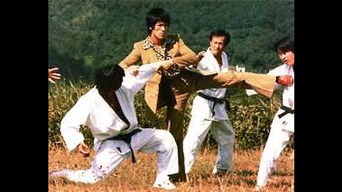 Cross kick Studio Films Bruce Lee Game of Death out Door Scenes