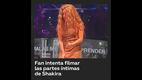 Hombre graba a Shakira por debajo de su ropa y ella reacciona así